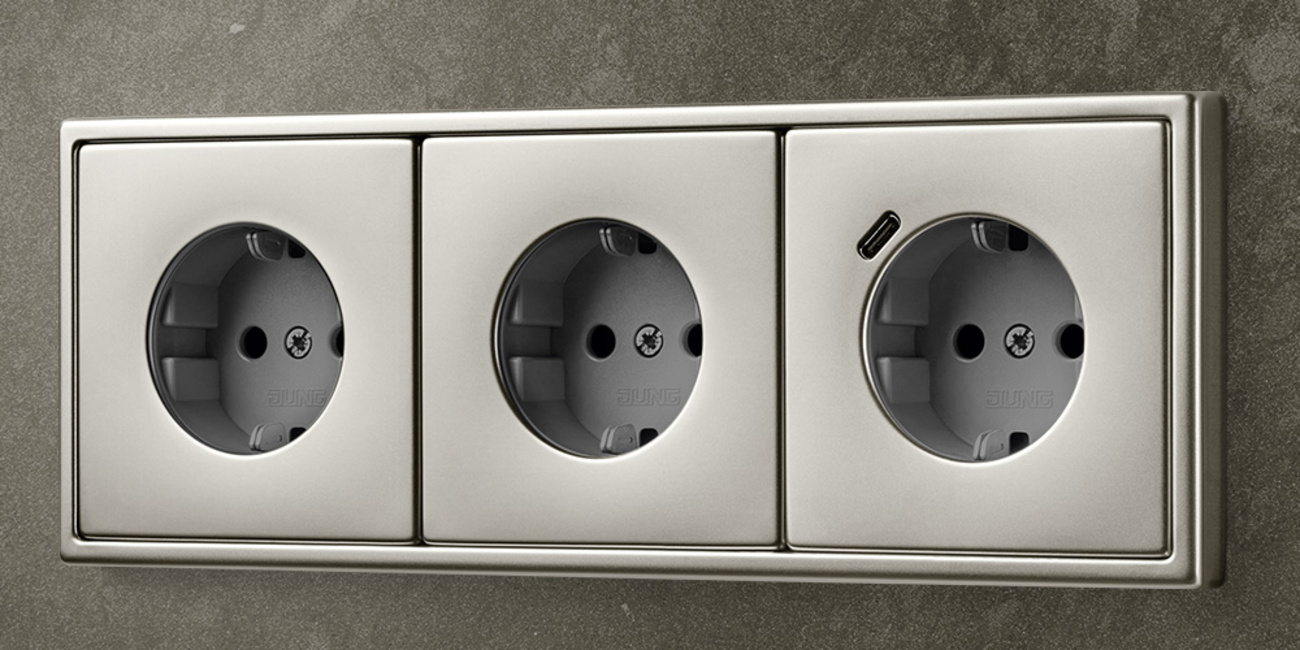 SCHUKO® Steckdosen mit USB bei Elektrotechnik Georg Jakob GmbH in Bessenbach