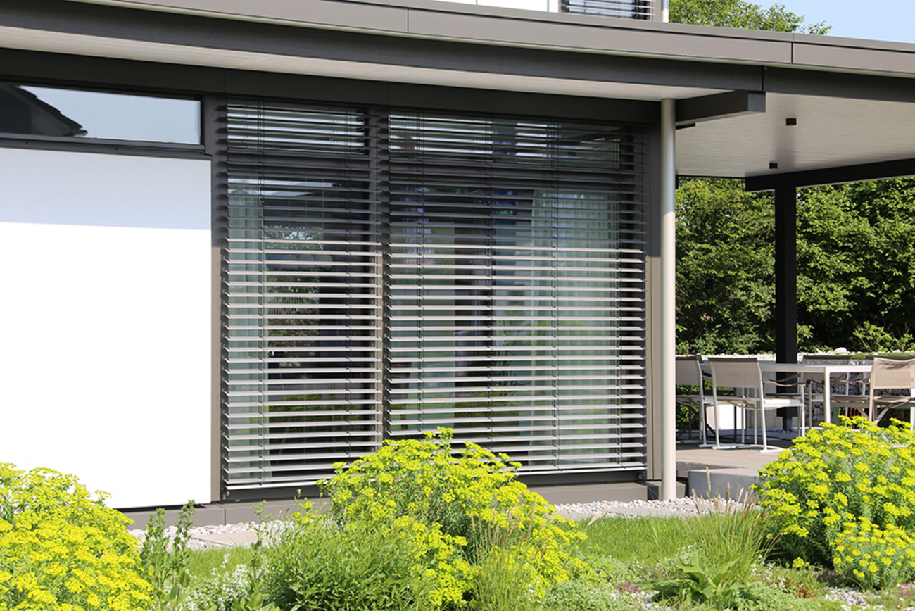 Rollladen&shy;steuerung bei Elektrotechnik Georg Jakob GmbH in Bessenbach